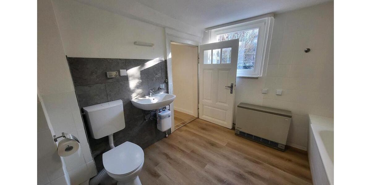 Traumhaftes Einfamilienhaus im Märchenviertel mit kleinem Garten 4 zimmer