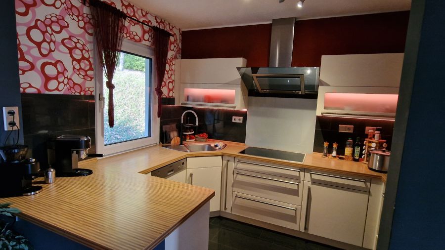 Provisionsfrei* 1-2-Familienhaus in Bestlage - 1.404 m² Grundstück mit weiterem Baurecht - Einfamilienhaus Rödental | Angebot:27005881