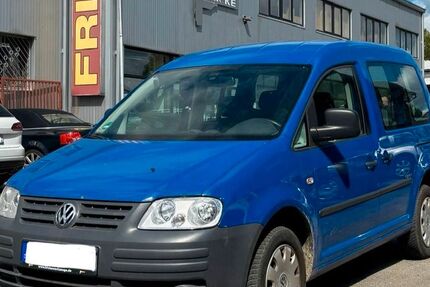 VW Caddy 238.525 km 5.490 &euro; Lehre/Flechtorf 38165