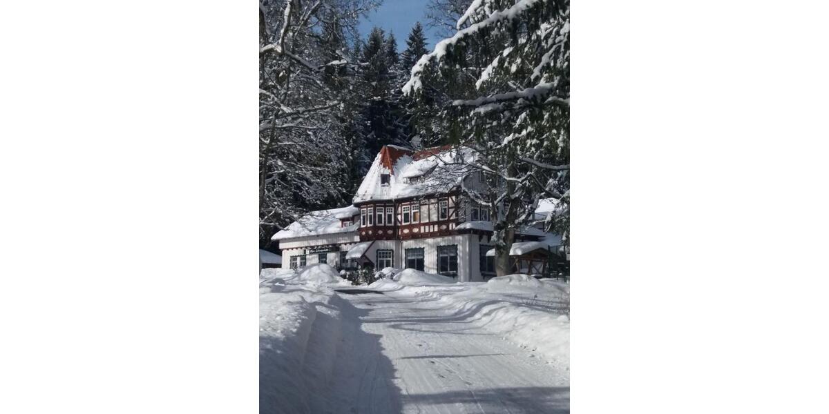Provisionsfrei* Sonderimmobilie in Alleinlage im Thüringer Wald - Einfamilienhaus Oberhof | Angebot:26869383