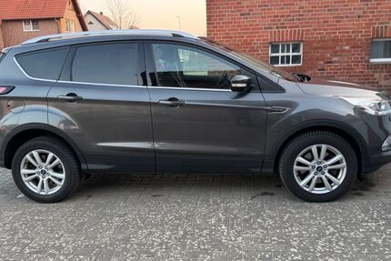 Ford Kuga 85.000 km 17.000 &euro; Emsbüren 48488