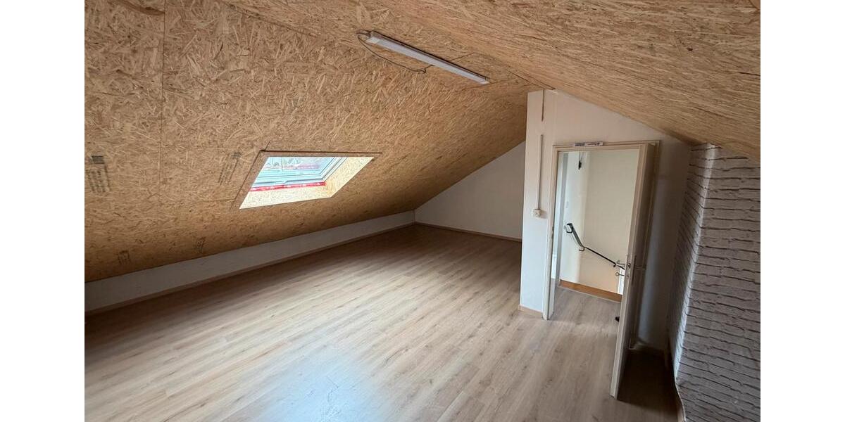 Reihenhaus Edenkoben - 5 Zimmer, 105 m&sup2;, 1.300&euro; | Angebot:26497286