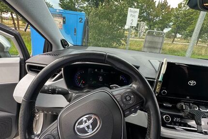 Toyota Corolla 179.000 km 17.900 € München 81829