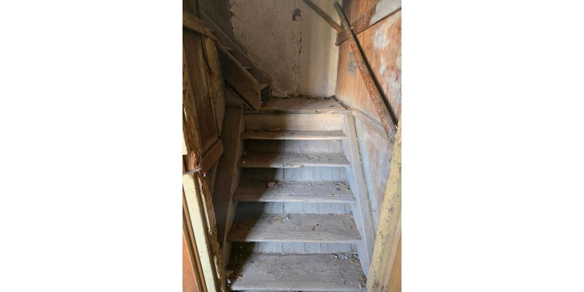 Mehrfamilienhaus, Wohnhaus Löbau - 10 Zimmer, 300 m&sup2;, 41.000&euro; | Angebot:26837285