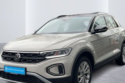 VW T-Roc 46.663 km 20.850 &euro; Hamburg 22111