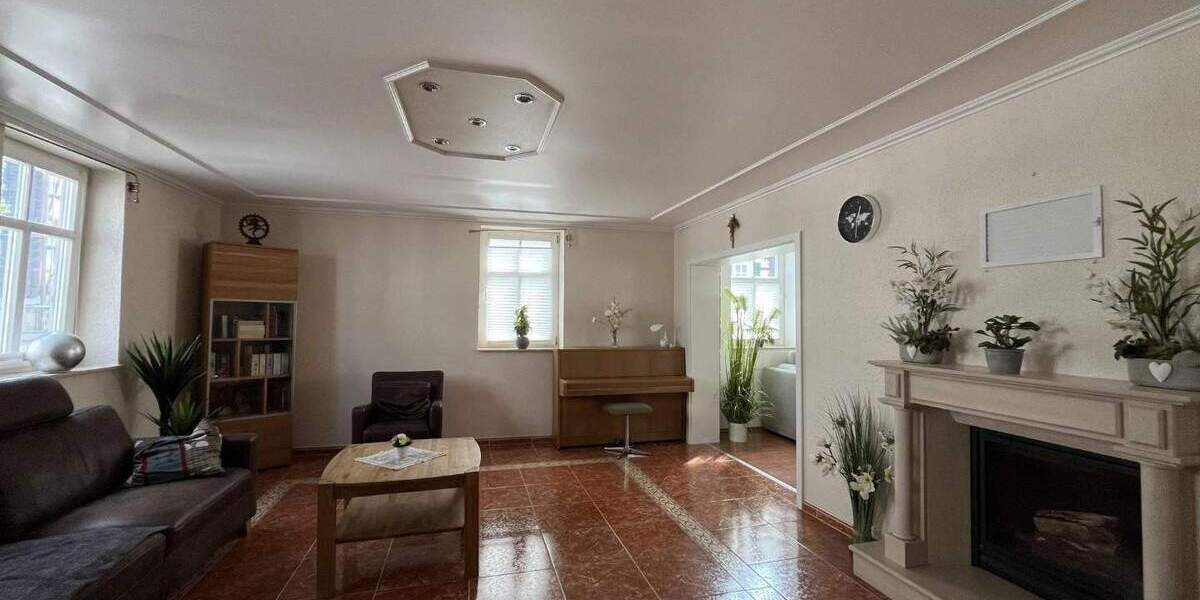 Einfamilienhaus Lindewerra - 6 Zimmer, 214 m&sup2;, 424.000&euro; | Angebot:25716283