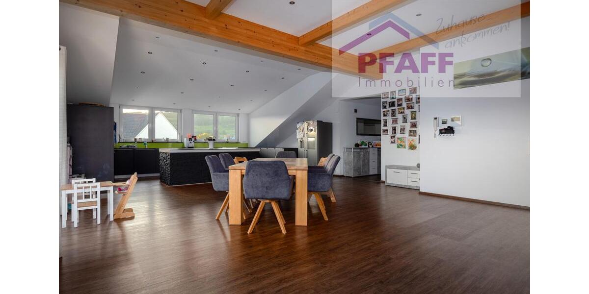 Dachgeschoßwohnung Engen - 4 Zimmer, 160 m&sup2;, 1.550&euro; | Angebot:26346887