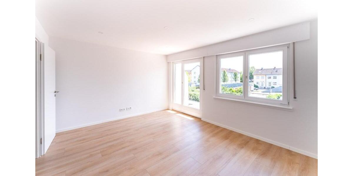 Etagenwohnung Offenburg - 4 Zimmer, 90 m&sup2;, 1.150&euro; | Angebot:26423398