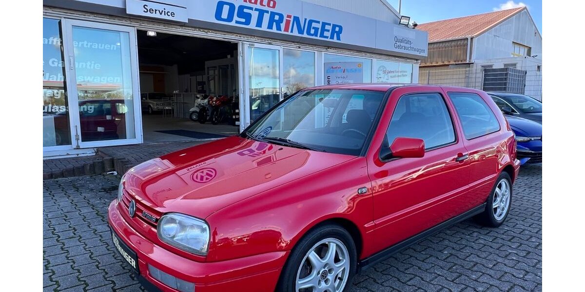 VW Golf 105.600 km 22.499 &euro; Östringen 76684