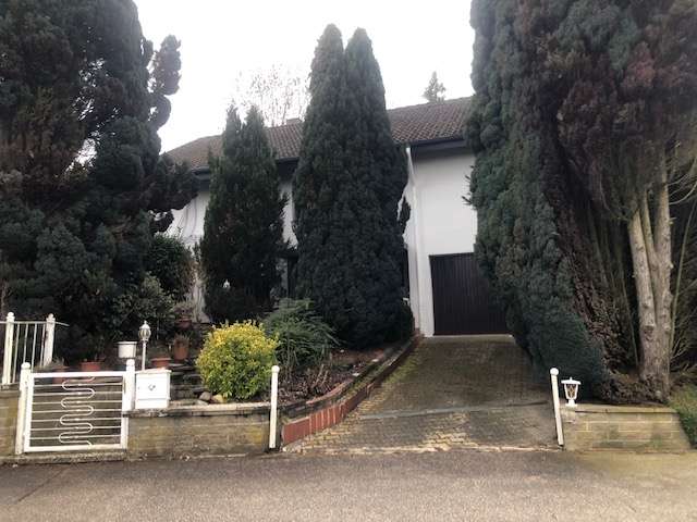 Einfamilienhaus Neuenstadt a.K. - 6 Zimmer, 150 m&sup2;, 449.000&euro; | Angebot:23669983