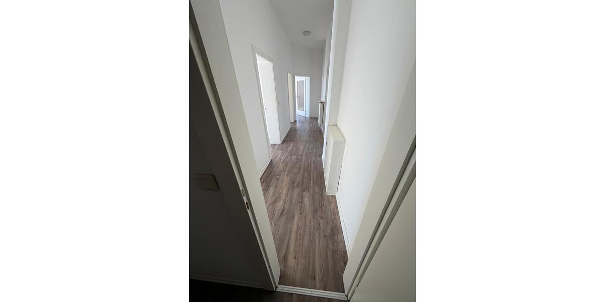 Etagenwohnung Plauen Bahnhofsvorstadt - 2 Zimmer, 59 m&sup2;, 275&euro; | Angebot:26637293