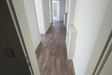 Wohnung Plauen Bahnhofsvorstadt - 2 Zimmer, 59 m&sup2;, 275&euro; | Angebot:26637293