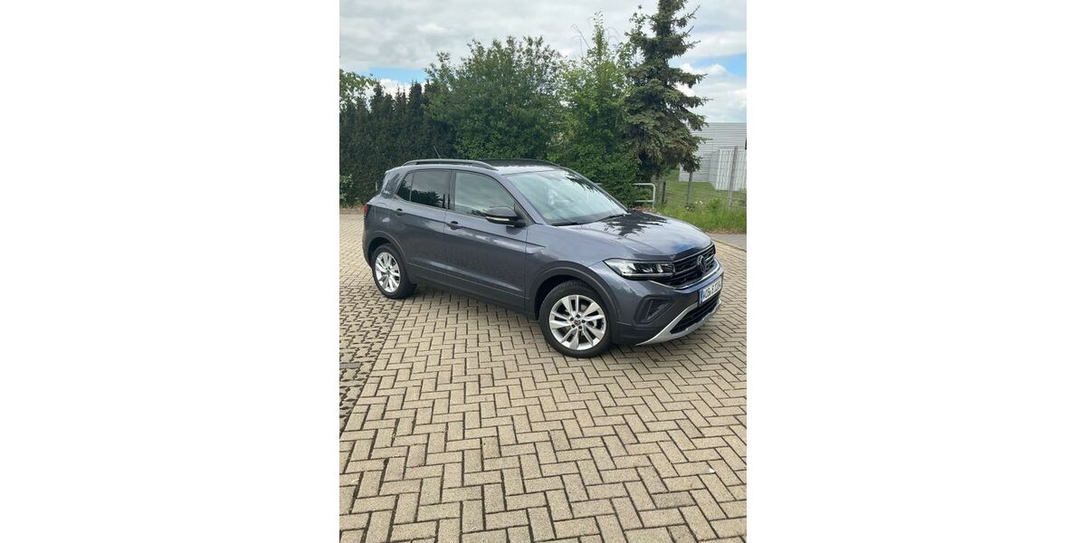 VW T-Cross 8.700 km 24.600 &euro; Wolfsburg 38448