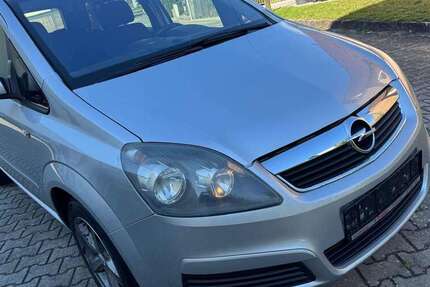 Opel Zafira 174.000 km 3.790 € Schwabach 91126