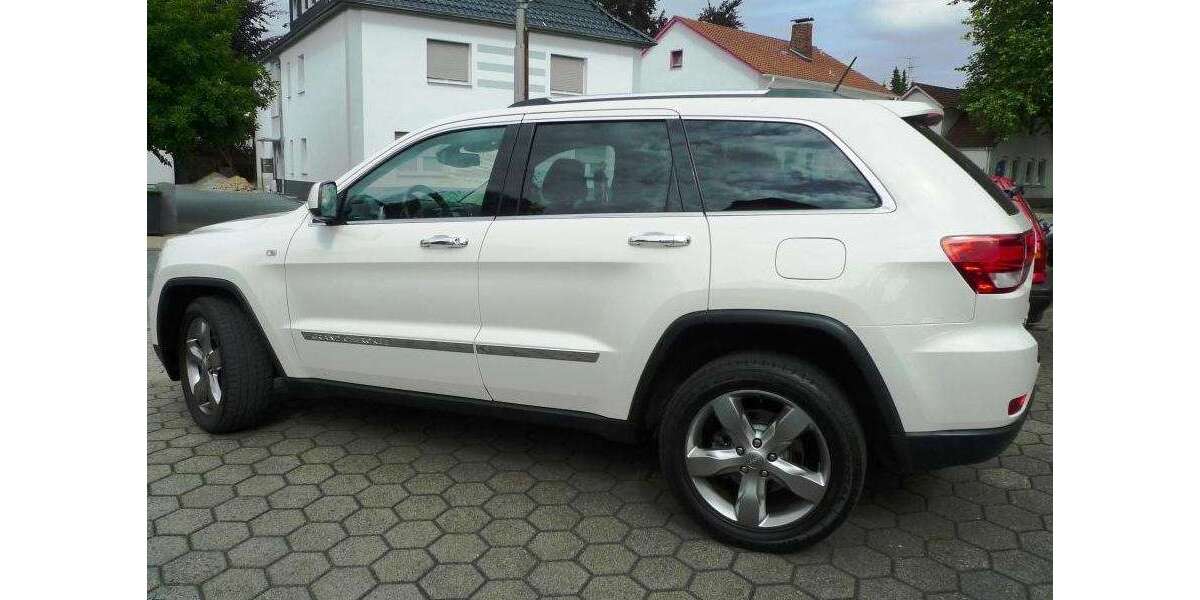 Jeep Grand Cherokee 20.000 km 26.000 &euro; Stavenhagen, Reuterstadt 17153