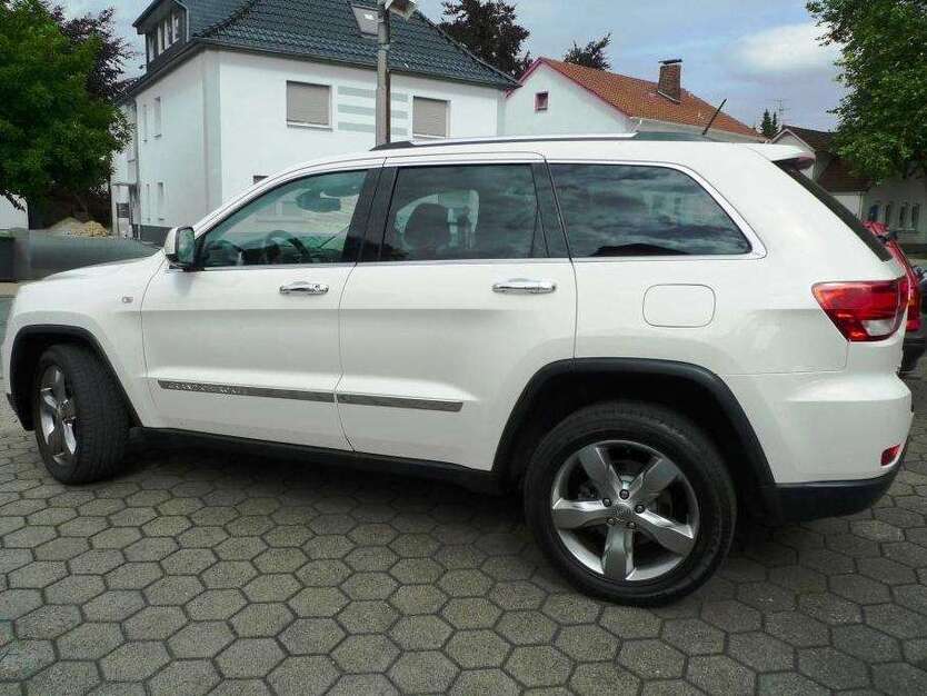 Jeep Grand Cherokee 20.000 km 26.000 € Stavenhagen, Reuterstadt 17153