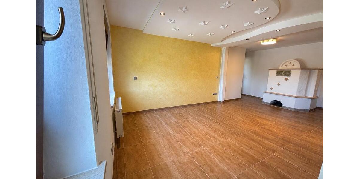 Erdgeschoßwohnung Chamerau - 3 Zimmer, 85 m&sup2;, 750&euro; | Angebot:26400526