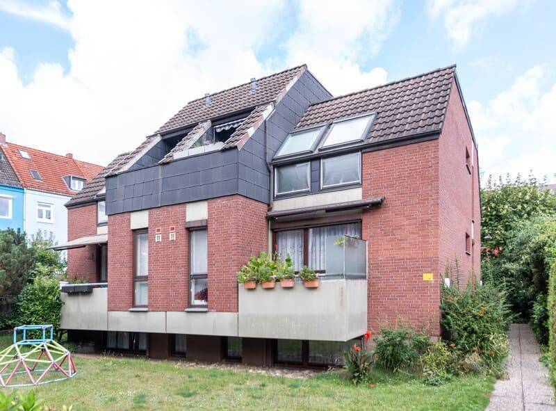 Frisch renovierte 3 Zimmer Wohnung in der Hochparterre