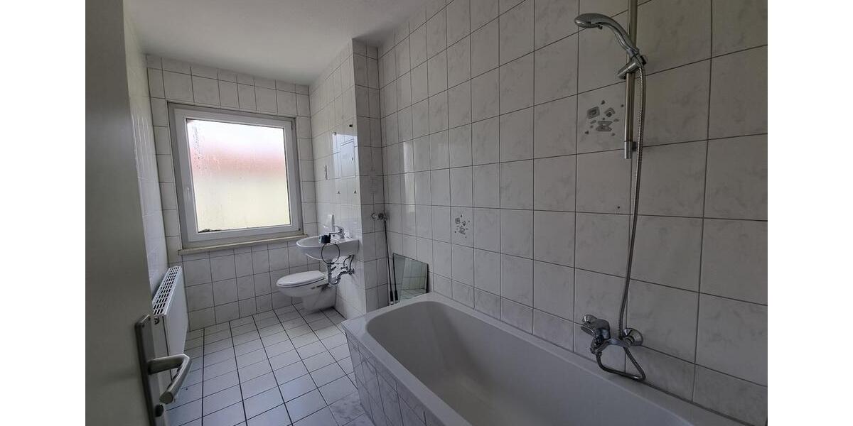Etagenwohnung Südharz - 3 Zimmer, 63 m&sup2;, 270&euro; | Angebot:26561312