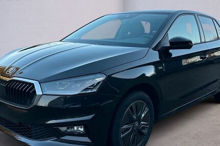 Skoda Fabia 2.500 km 22.950 &euro; Dresden 01237