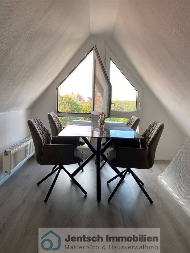 Sehr schöne Dachgeschoßwohnung im Zentrum Merseburgs zu verkaufen