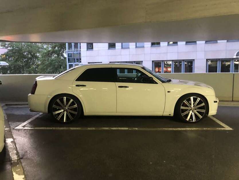300C