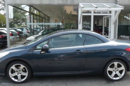 Peugeot 308 156.590 km 4.990 &euro; Osnabrück 49084