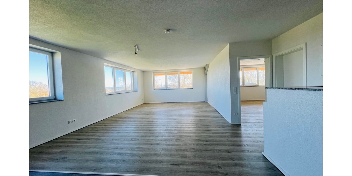 Moderne Gewerbeimmobilie (BJ 2023) mit offener und geschlossener Werkhalle, Büro und Wohnung - Gewerbeobjekt Horb am Neckar | Angebot:26131652