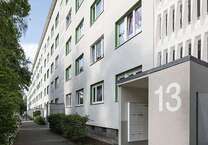 Wohnung zum Mieten in Halle (Saale) 282 € 43.8 m²