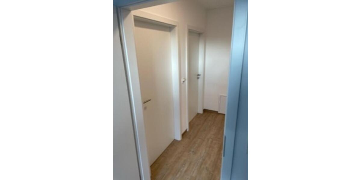 Doppelhaushälfte Hohenroth - 4.5 Zimmer, 122 m&sup2;, 1.195&euro; | Angebot:24631592