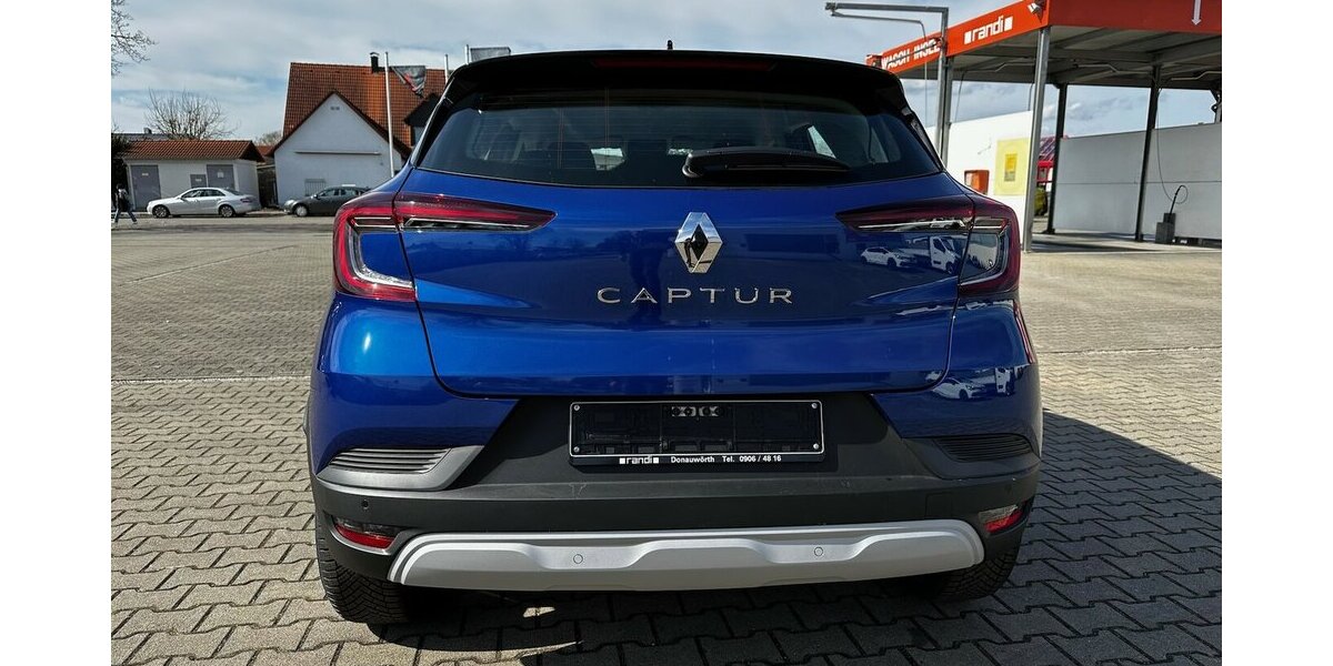 Renault Captur EVOLUTION Mild Hybrid 140 EDC 14.500 km 24.490 € Donauwörth 86609