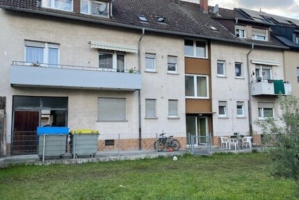 ***Top*** Solides 6- Familienhaus- renovierte Wohnungen mit sofortigem Mietsteigerungspotenzial !!!