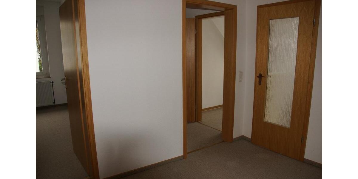 Dachgeschoßwohnung Ennepetal - 2 Zimmer, 79 m&sup2;, 400&euro; | Angebot:25433279