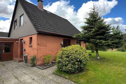 Haus Neukirchen - 5 Zimmer, 130 m&sup2;, 229.000&euro; | Angebot:26851297