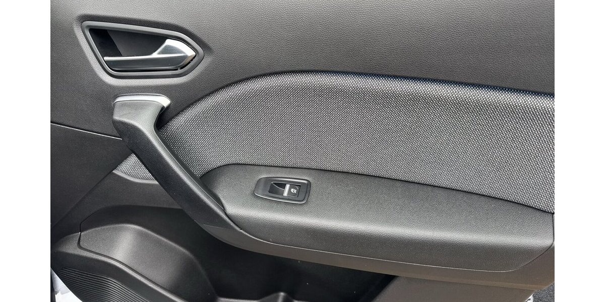 Renault Captur Techno 1.3 TCE EDC-Automatik *Kamera/Navi-A 6.685 km 25.890 &euro; Bamberg 96052