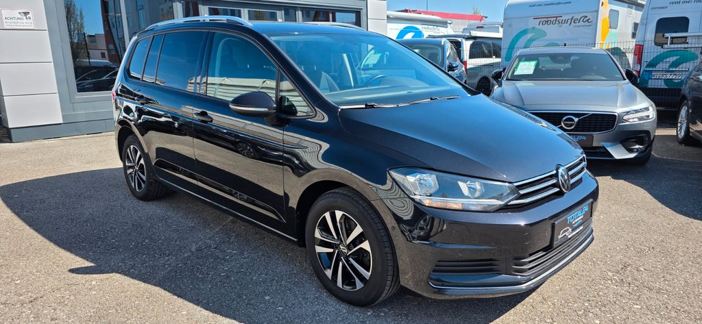 VW Touran 109.631 km 18.890 &euro; Fürth 90763
