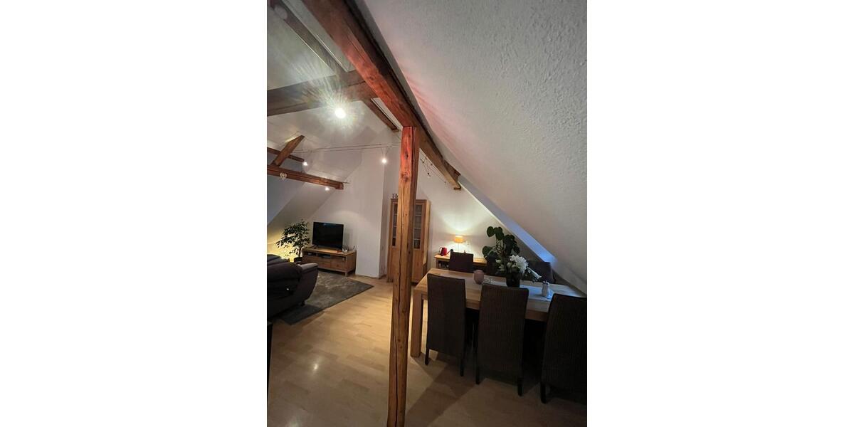 Dachgeschoßwohnung Remscheid Remscheid-Süd - 2 Zimmer, 62 m&sup2;, 558&euro; | Angebot:26039375