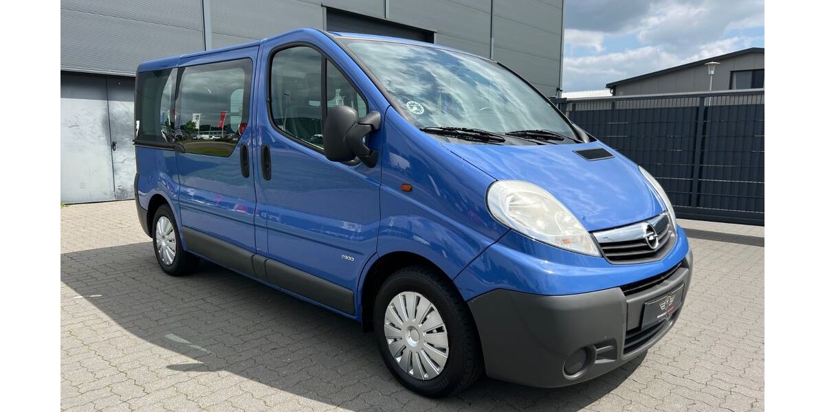 Opel Vivaro 98.000 km 11.990 &euro; Tostedt 21255