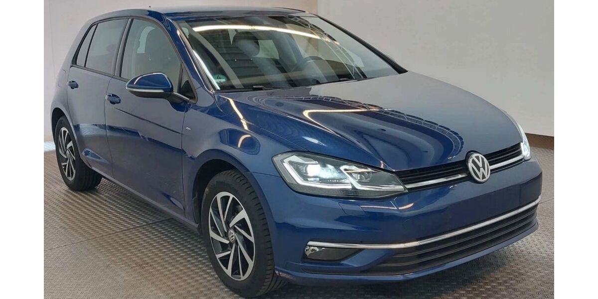 VW Golf 93.149 km 8.200 &euro; Rosenheim 83026