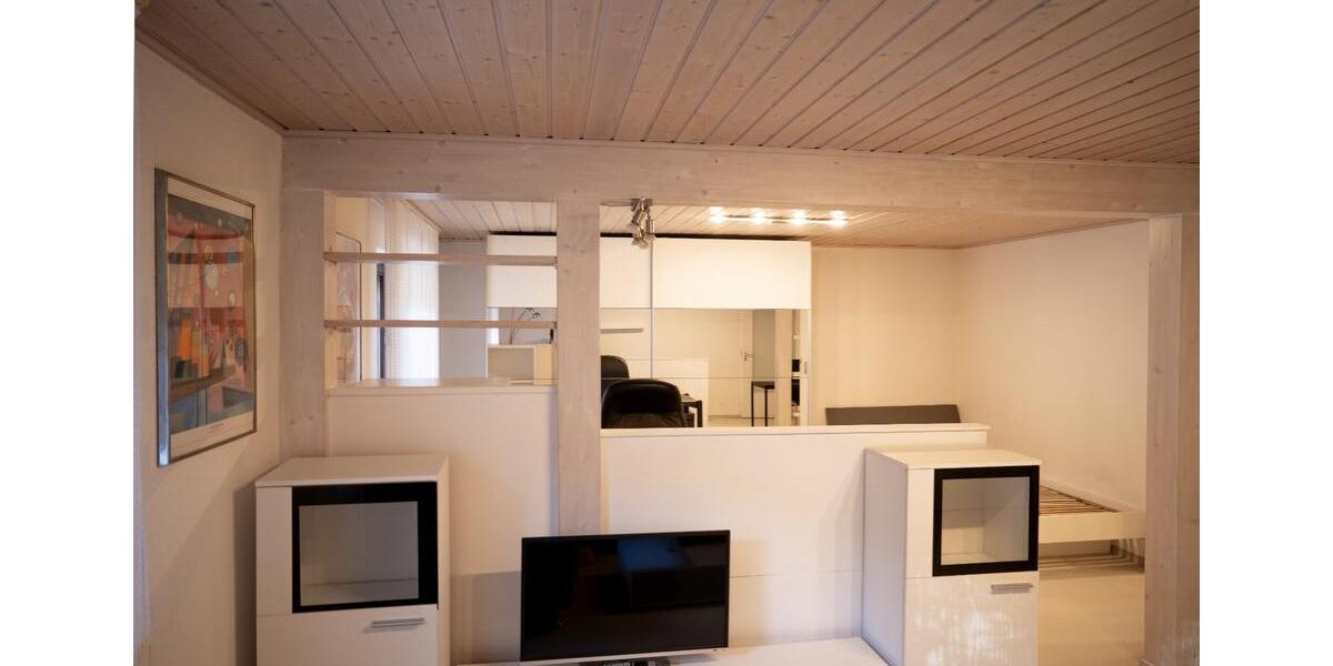 Moderne, voll möblierte 2-Zimmer-Wohnung mit Gartenmitbenutzung 2 zimmer