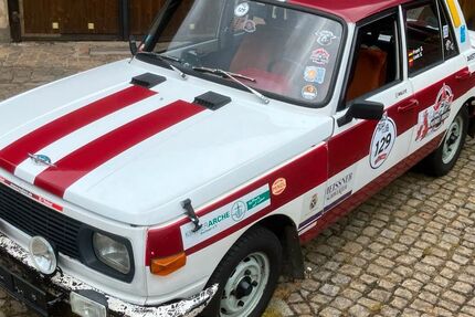 Wartburg 353 123.456 km 7.800 &euro; Langebrück 01465