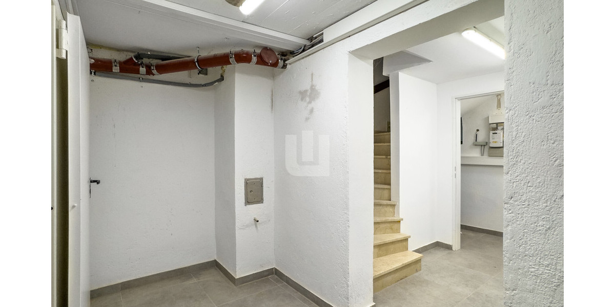 Haus in Haus - hochwertig sanierte Maisonette-Whg. mit drei Balkonen am Ortsrand von Gröbenzell - Maisonettenwohnung Gröbenzell | Angebot:25838795