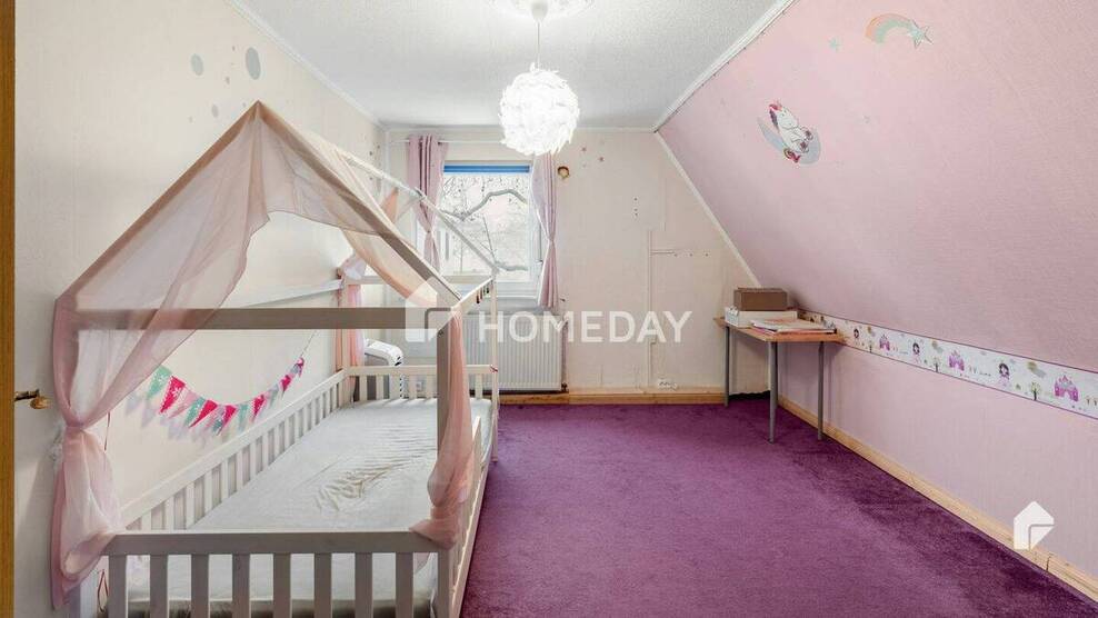 Ihr neues Zuhause: Doppelhaushälfte mit Garten und Platz für die Familie in Leuna 4 zimmer