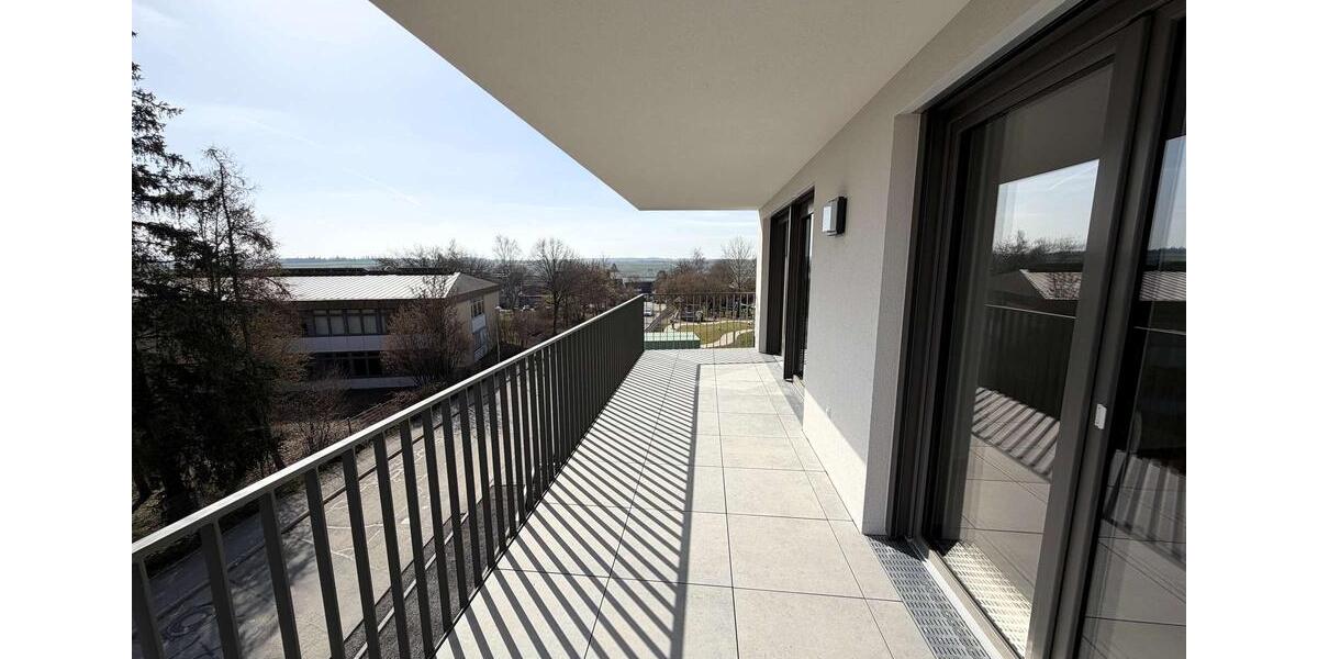 Dachgeschoßwohnung Eutingen im Gäu - 3 Zimmer, 113 m&sup2;, 1.359&euro; | Angebot:24491248