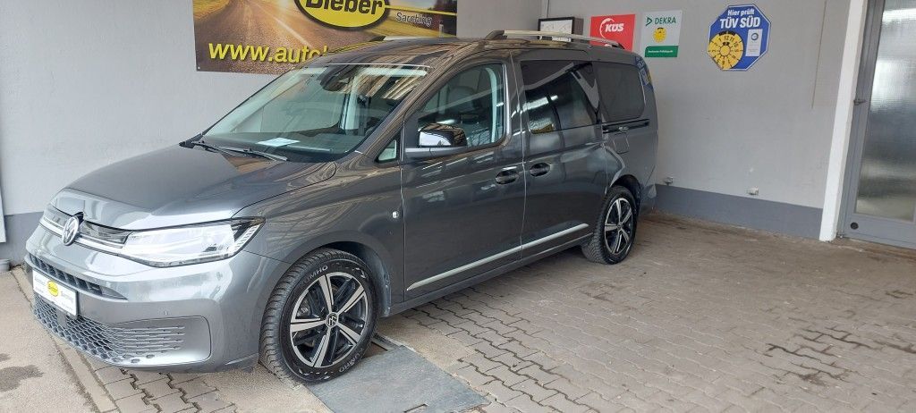 VW Caddy 135.987 km 27.900 &euro; Sarching 93092