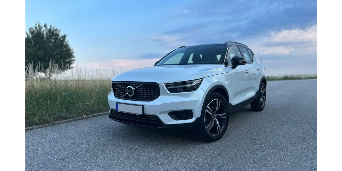 Volvo XC40 99.999 km 23.490 &euro; Landshut 84036