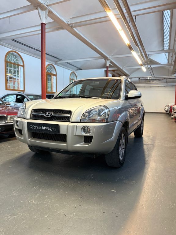 Hyundai TUCSON 74.000 km 6.990 € Pfullingen 72793