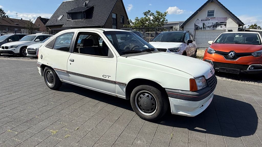 Opel Kadett 68.485 km 1.990 &euro; Übach Palenberg 52531