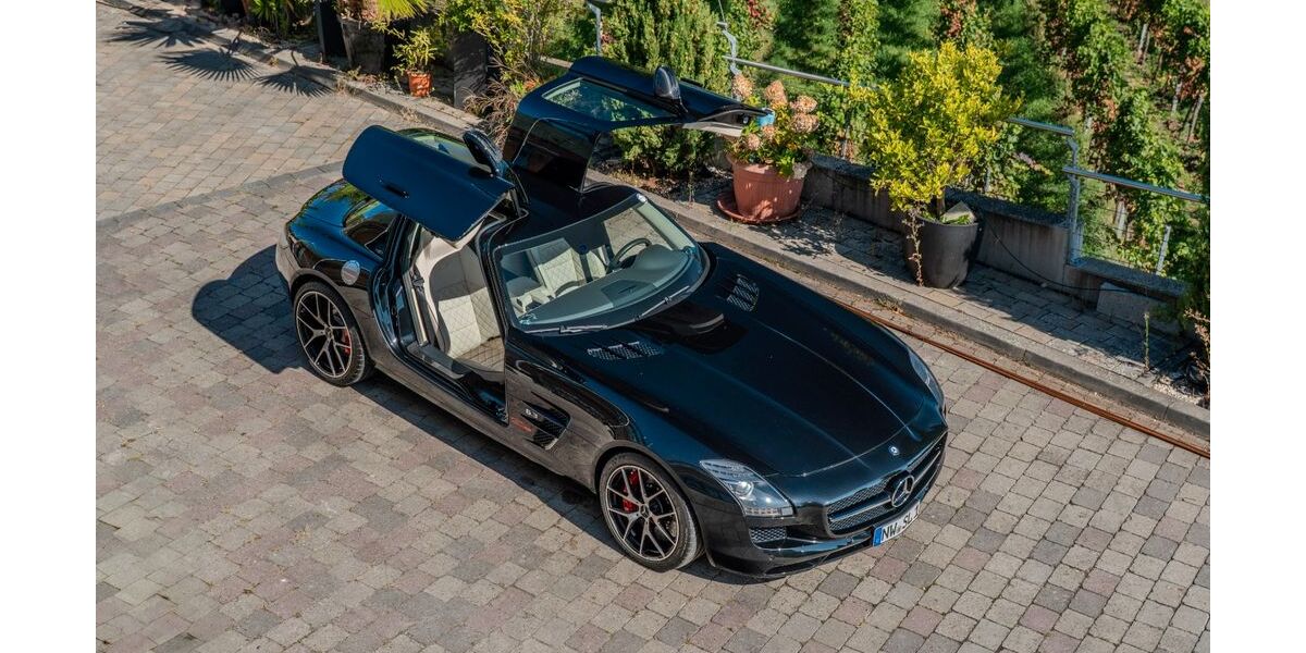 Mercedes-Benz SLS AMG 3.005 km 375.000 € Neustadt 67434