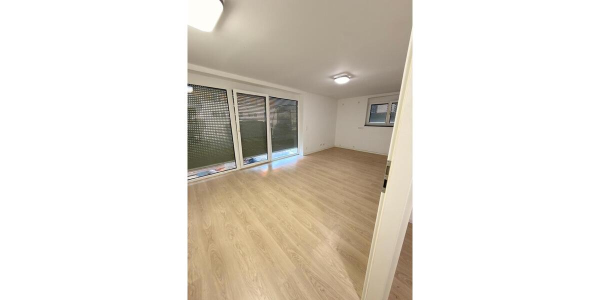 2 - Zimmer Anliegerwohnung ca.85 m2 950 € Warmmiete 2 zimmer